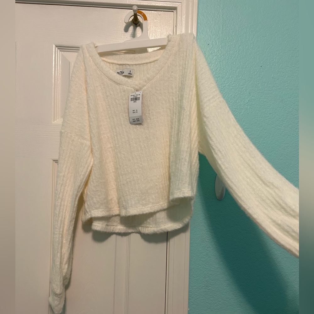 Fuzzy Hollister sweater